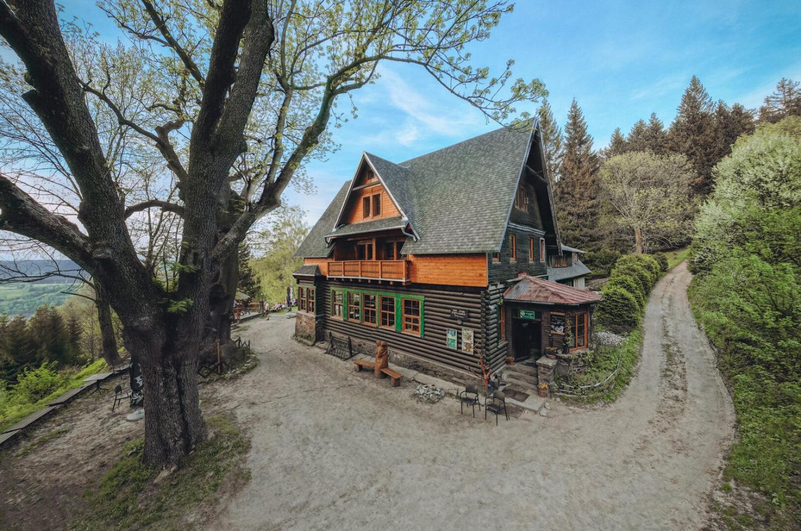 Schronisko Pttk Pod Muflonem Hostel Duszniki Zdroj Luaran gambar